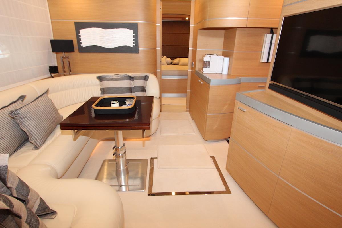 2004 AB YACHTS 68 